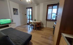 Jolie Maison De Garde